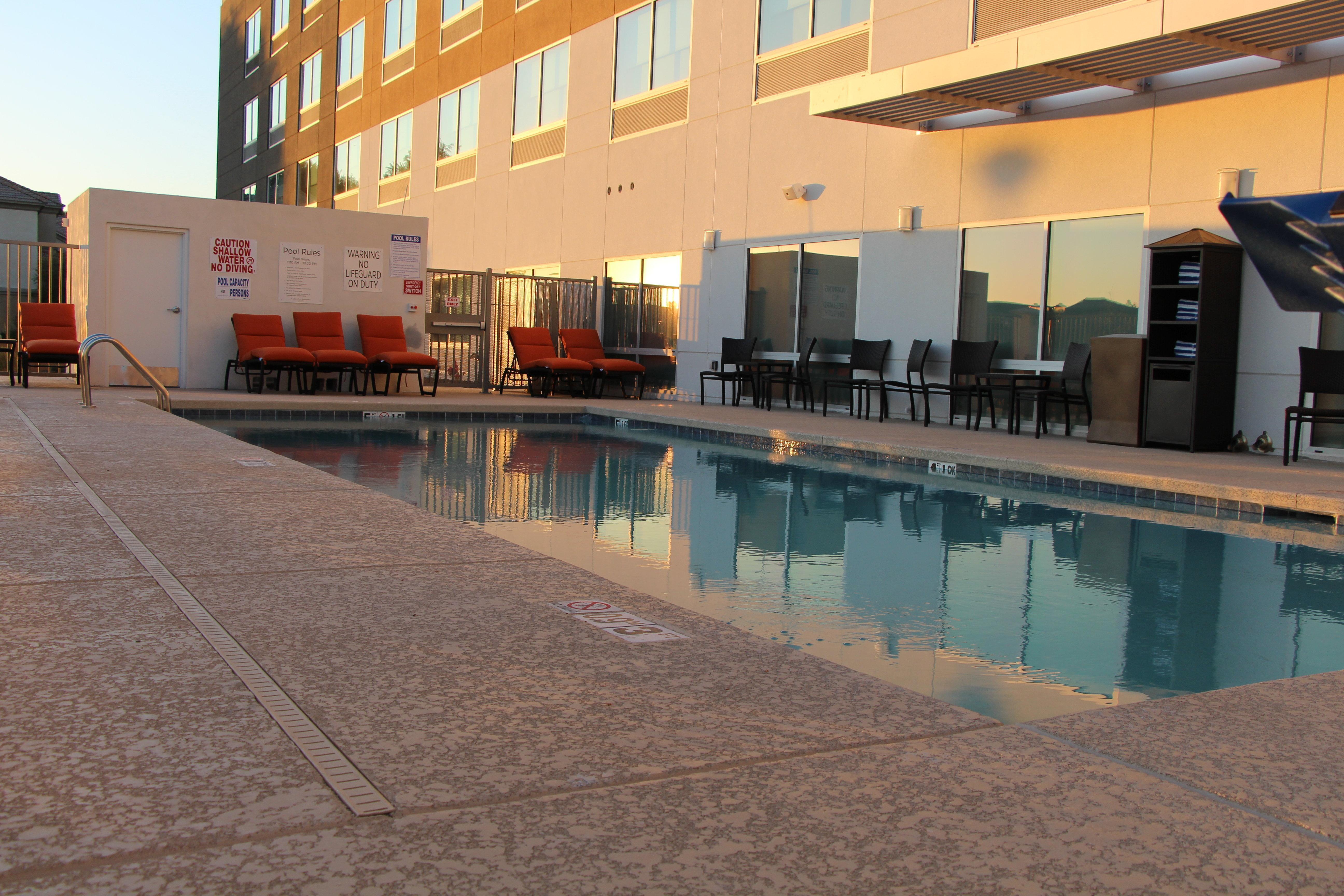 Holiday Inn Express & Suites - Phoenix - Airport North By Ihg Exteriér fotografie